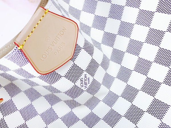 ルイヴィトンバッグ素材ディテール